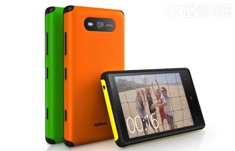 Lumia 820Ɇ׌˽@֙C