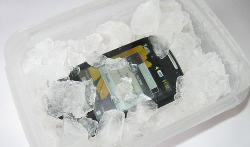 Nexus 4雖然火爆賣斷貨 但仍爆出質量問題