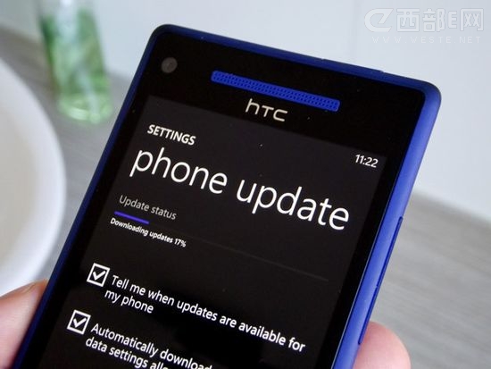 HTC 8X獲得首個WP8 OTA更新 修復(fù)自動重啟等漏洞